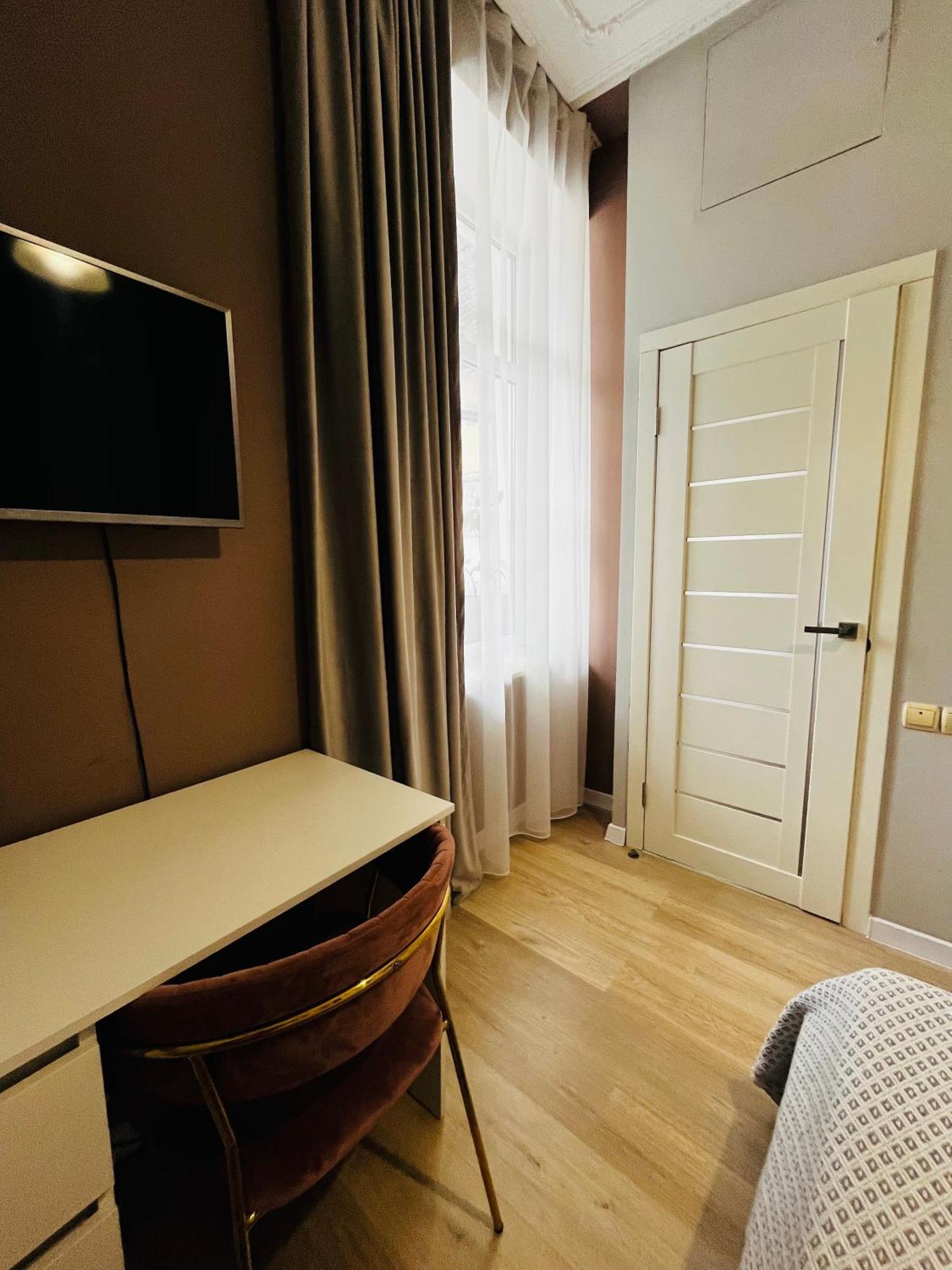 Iren Smart Apartment Львов Экстерьер фото