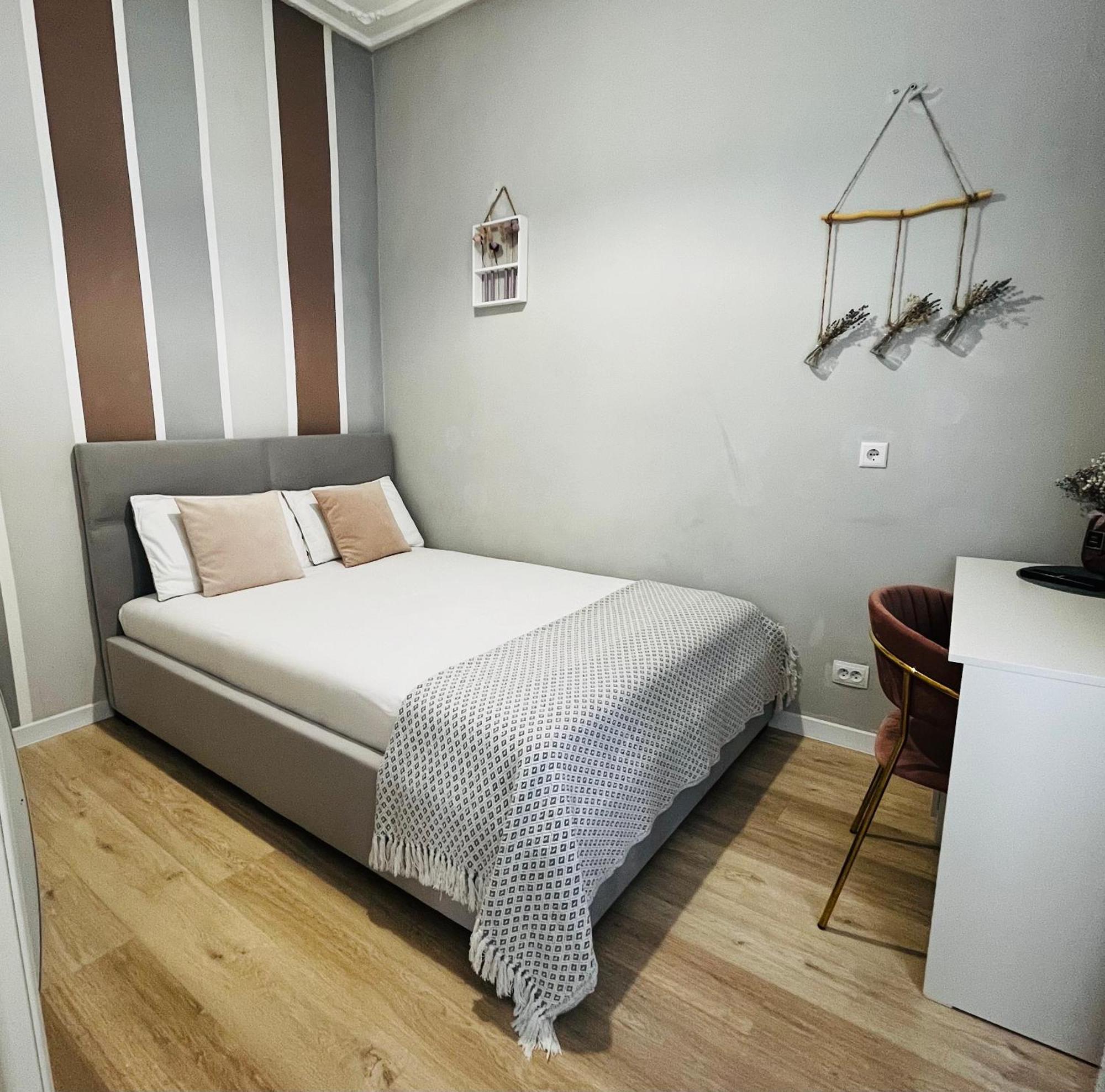 Iren Smart Apartment Львов Экстерьер фото