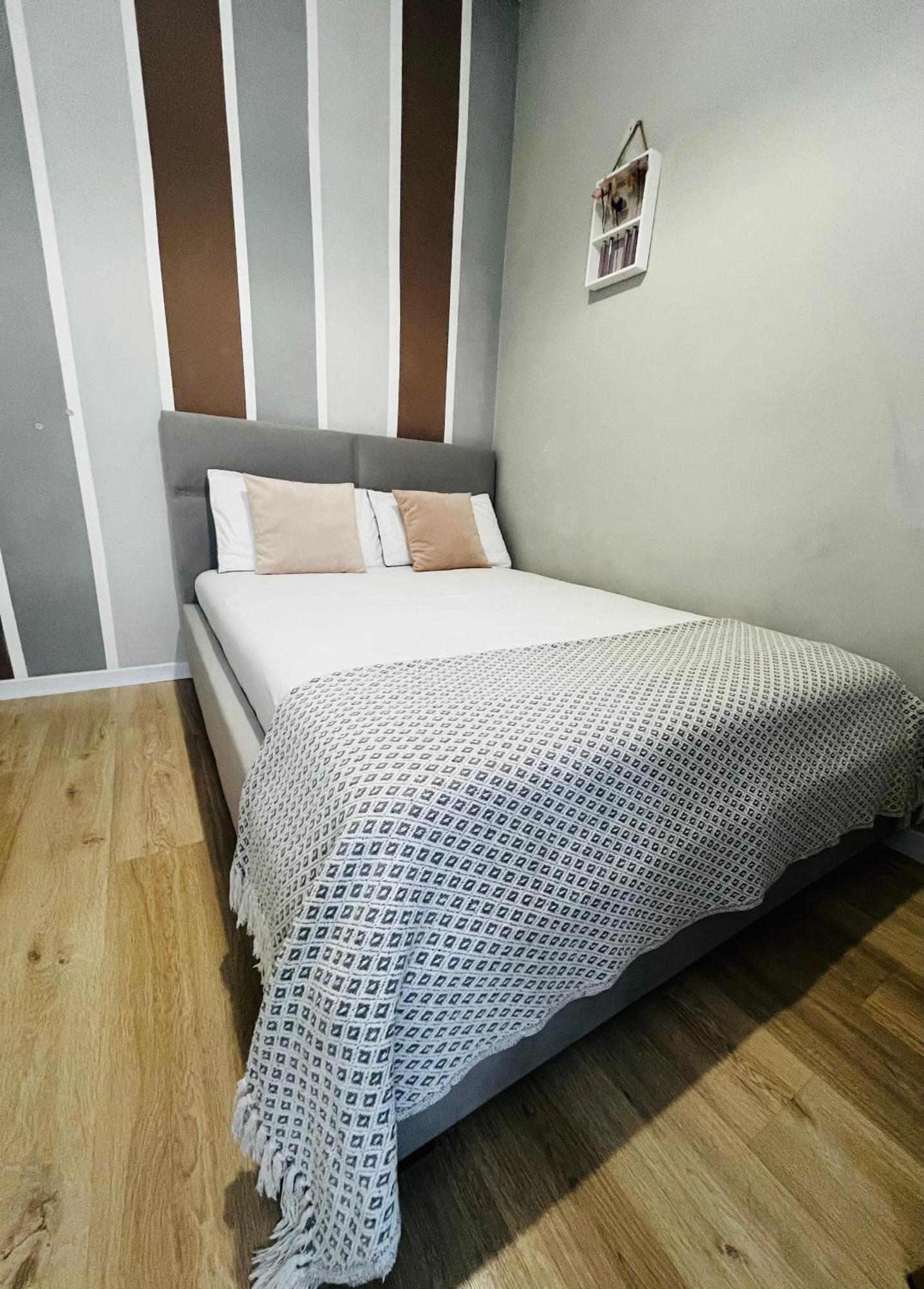 Iren Smart Apartment Львов Экстерьер фото